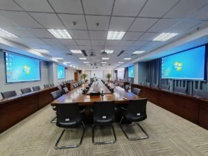 Xiamen Metro Control Center using Boegam wireless presentation device for efficient meeting collaboration.